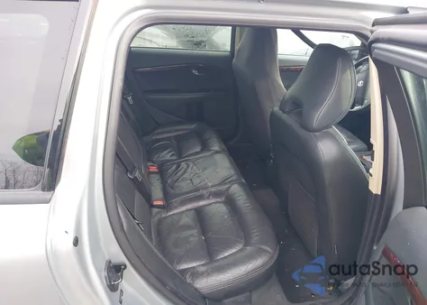 2008 Volvo Xc70 3.2 z USA, uszkodzony, nr VIN YV4BZ982981032425